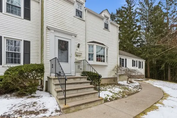 14 Golden Crowned Kinglet, Allamuchy Twp., NJ 07850