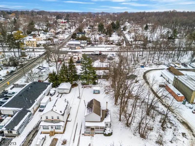 422 South St, Three Bridges, NJ 08887 - Image #3