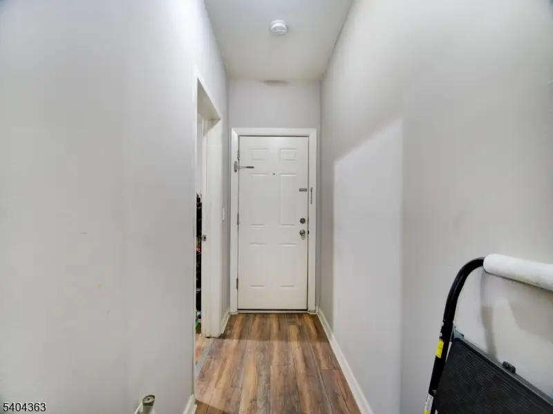 68 Lexington Ave, Jersey City, NJ 07304 - Image #3