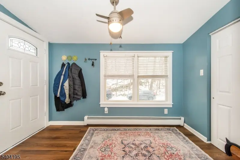 304 Squaw Trl, Hopatcong, NJ 07821 - Image #2