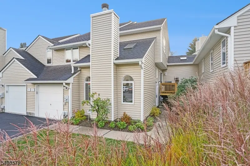 11 Fowler Dr, West Orange, NJ 07052 - #1