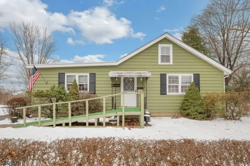 40 Mountain Ave, Mendham, NJ 07945 - Image #1