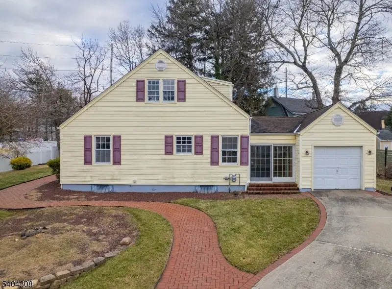 1088 S Boyd Pkwy, North Brunswick, NJ 08902 - Image #2