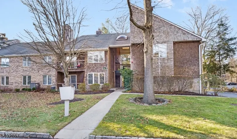 5 Tulip Cres #1C, Little Falls, NJ 07424 - Image #1