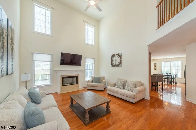 14 Greenbriar Ct, Flanders, NJ 07836 - Image #2