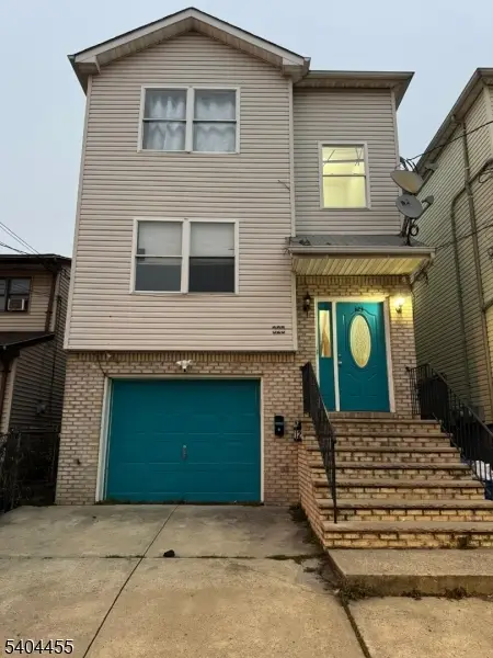 323 Bond St, Elizabethport, NJ 07206 - Image #1