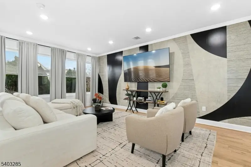 721 Summit St, Linden, NJ 07036 - Image #1