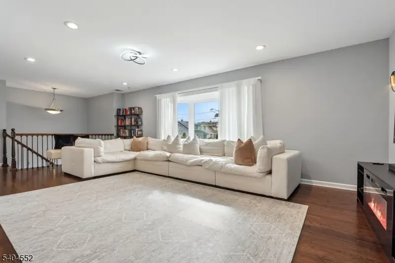 2389 Steuben St, Union, NJ 07083 - Image #2