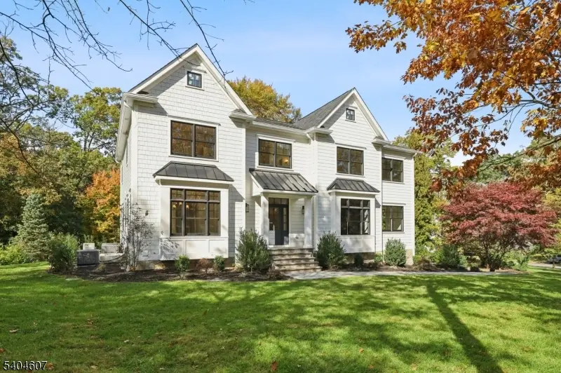 25 Beverly Rd, Madison, NJ 07940 - Image #2