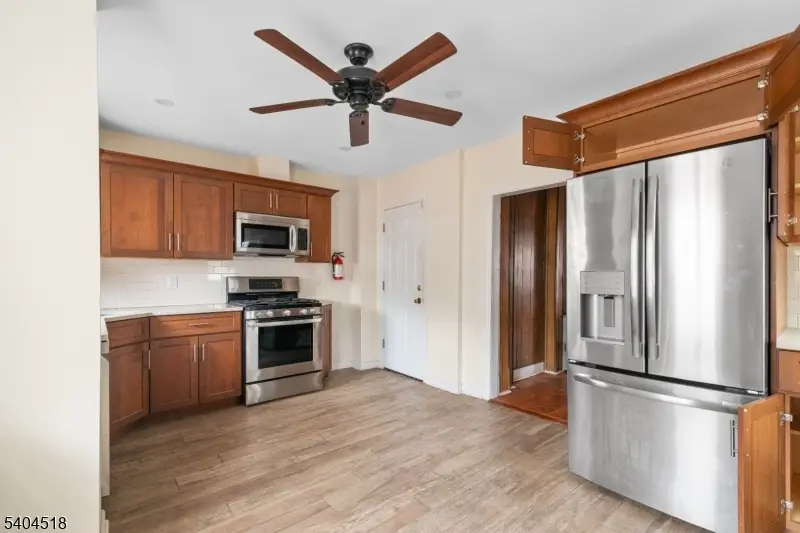 354 Hayward St, City Of Orange, NJ 07050 - Image #3