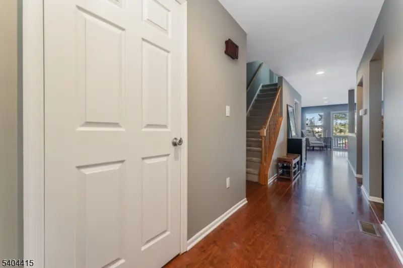 10 Penny Ln, Raritan Township, NJ 08882 - #3