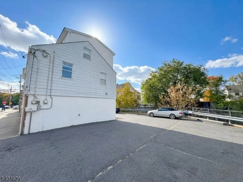85 Berkshire Ave, Paterson, NJ 07502 - #2