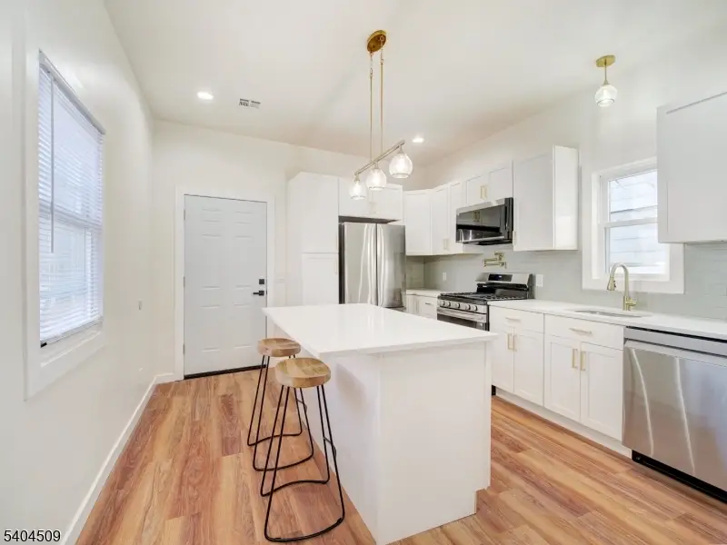 50 Hillyer St, Orange, NJ 07050 - #2