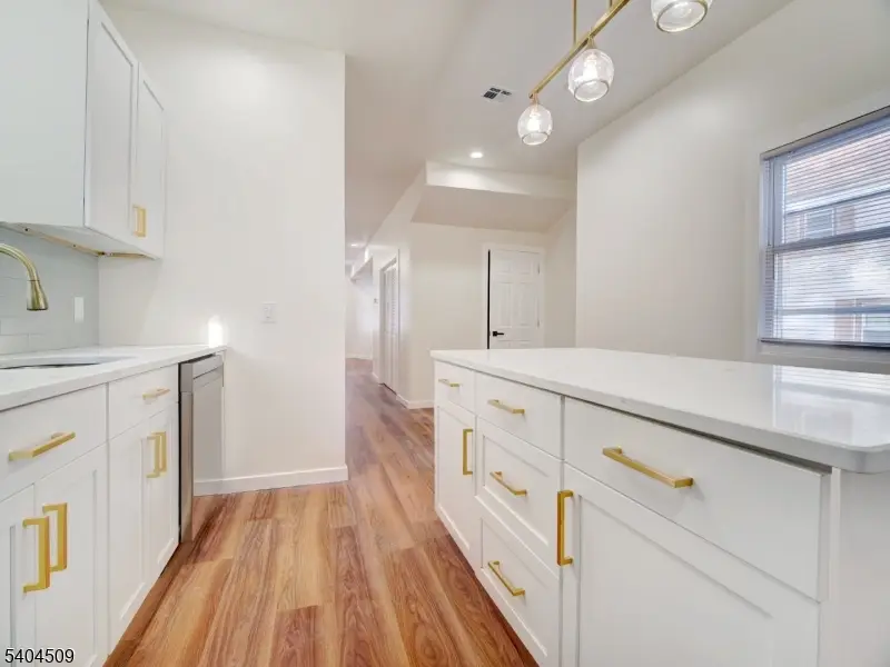 50 Hillyer St, Orange, NJ 07050 - #3