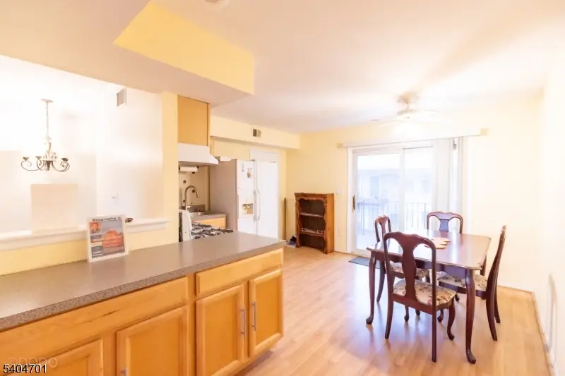 187 Evergreen #4B, Edison, NJ 08820 - #1