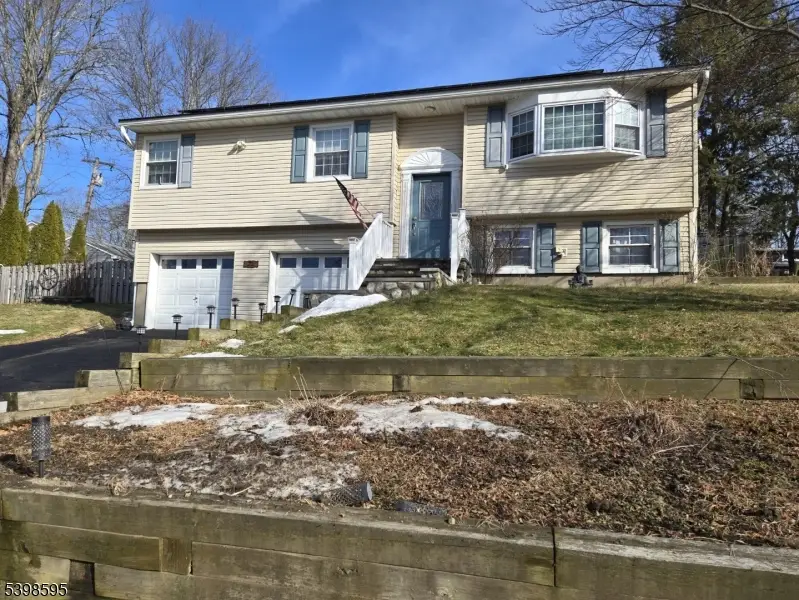 22 Lloyd Ave, Stanhope, NJ 07874 - Image #3