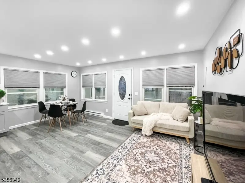 208 Fayette Ave, Wayne, NJ 07470 - #3