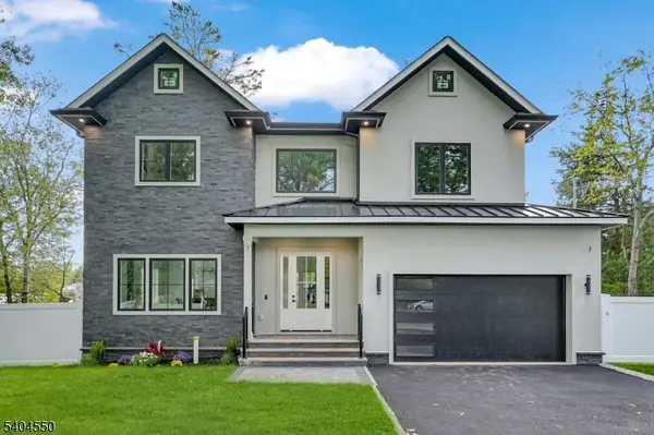 7 Canterbury Ln, Millburn Twp., NJ 07078