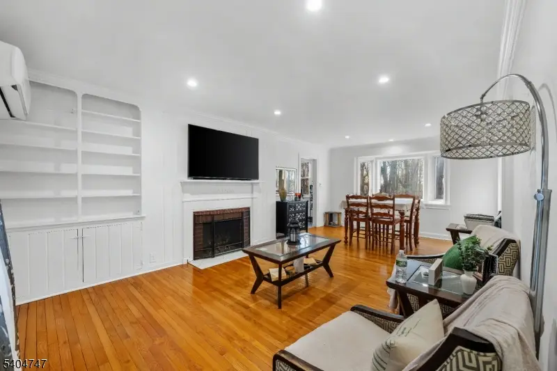 45 Dreahook Rd, Branchburg, NJ 08876 - Image #3