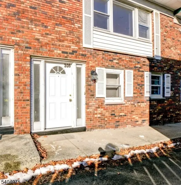 30B W 34th St #B, Bayonne, NJ 07002 - Image #3