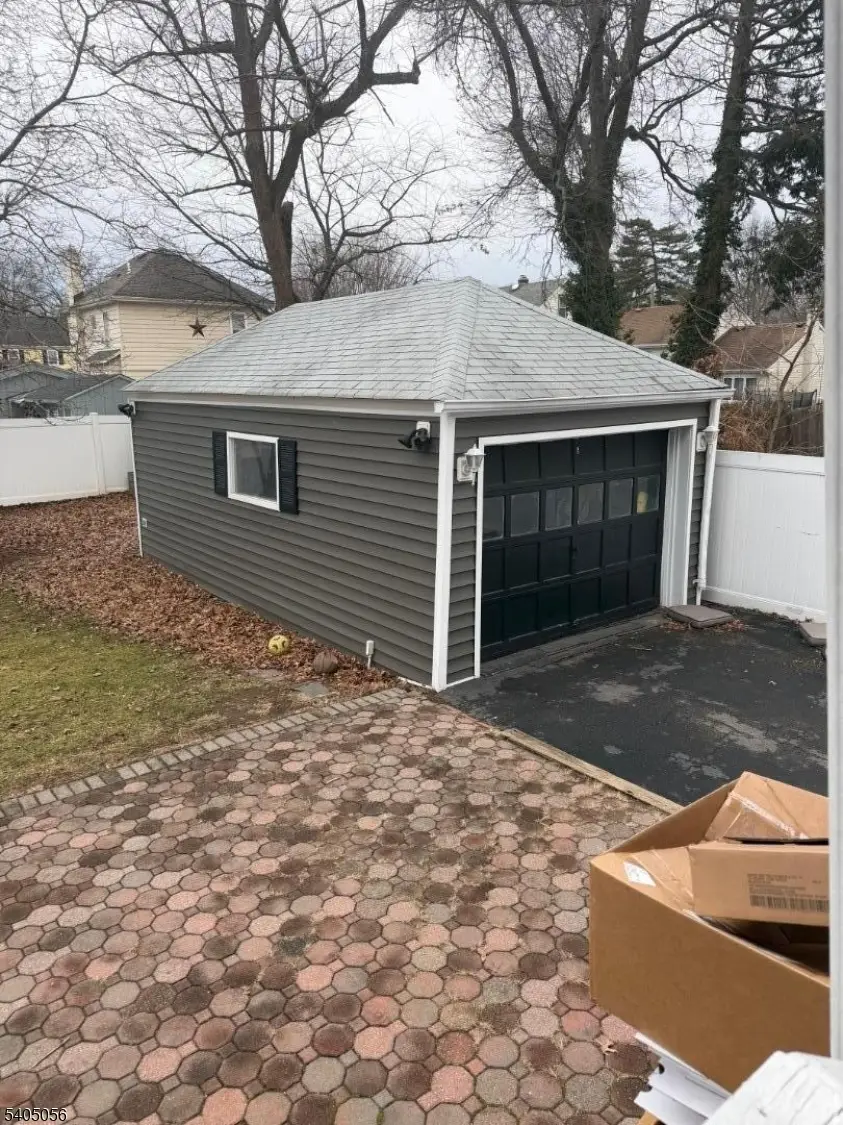 454 Stanley Pl, Rahway, NJ 07065 - Image #2