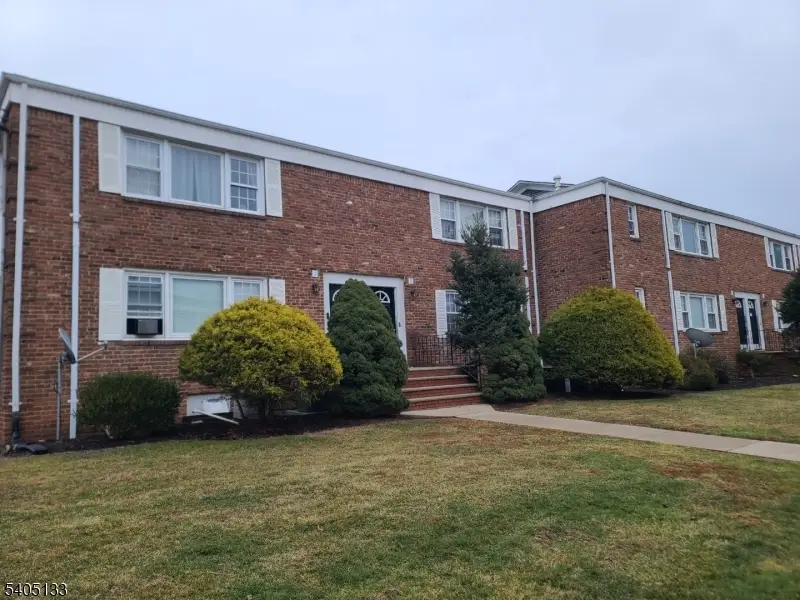 4 Columbia Dr Unit 1a #1A, Finderne, NJ 08807 - Image #1