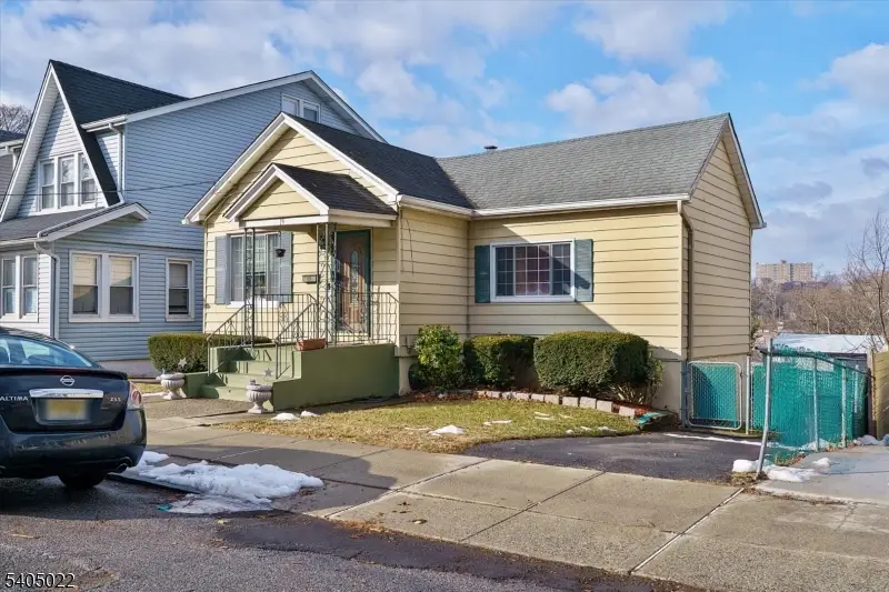 19 William St, Kearny, NJ 07032 - Image #2