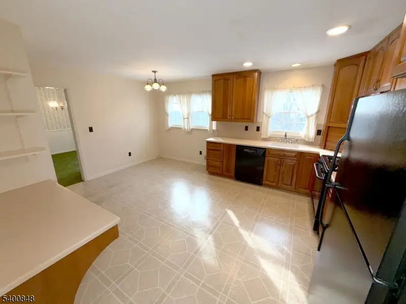 19 Chestnut Hill Rd, Randolph, NJ 07869 - Image #3