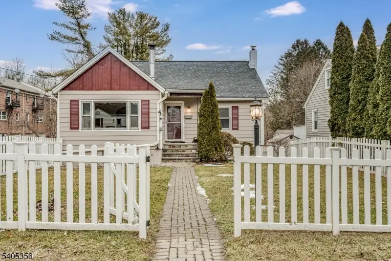 105 Lake Ave, Newton, NJ 07860 - Image #1