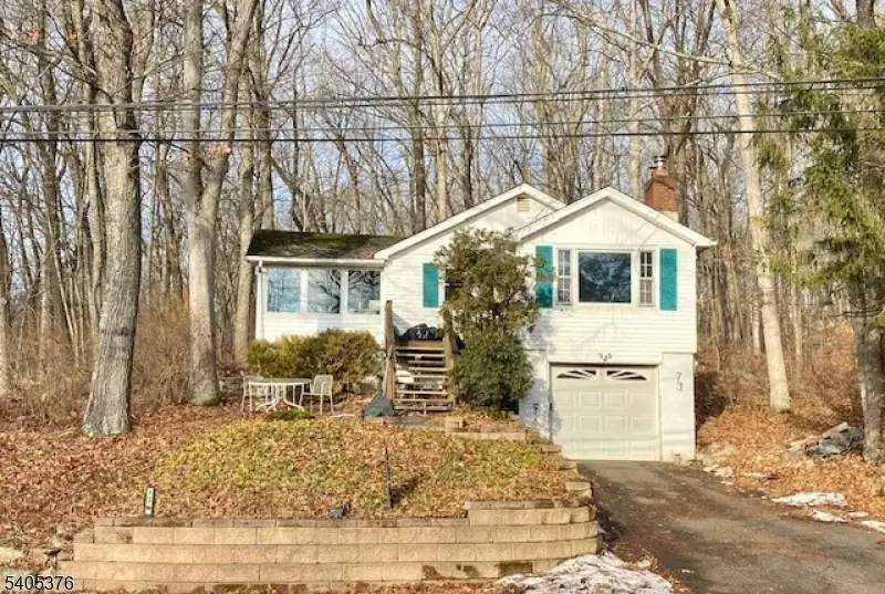 73 W Shawnee Trl, Lake Hopatcong, NJ 07885 - Image #1