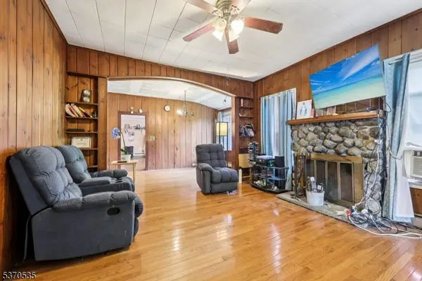 101 Seminole Ave, Lincoln Park Boro, NJ 07035