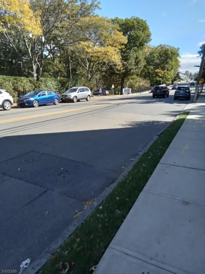 345 Centre St #302, Nutley, NJ 07110 - Image #3