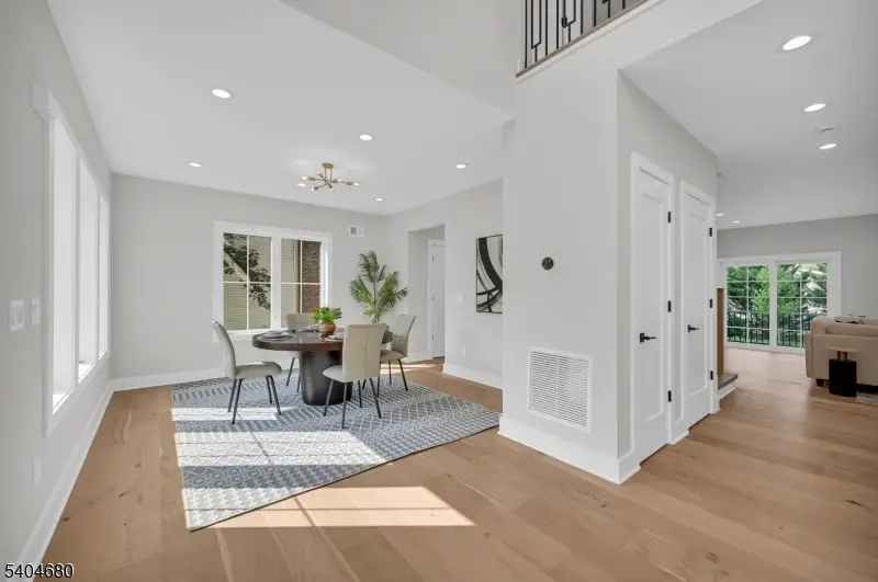 46 Snyder Ave, Berkeley Heights, NJ 07922 - Image #2