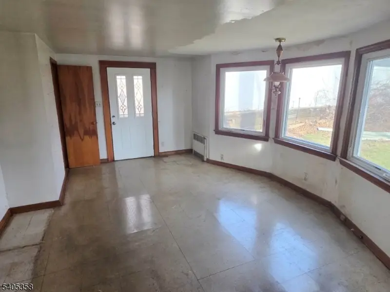 377 Lum Ave, Union, NJ 07083 - Image #2