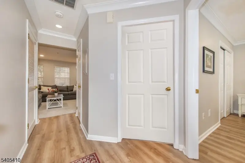 4706 Tudor Dr #4706, Pompton Plains, NJ 07444 - Image #3