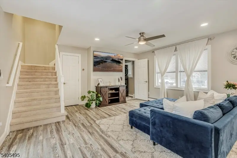 7 Jackson Ave, Vernon Township, NJ 07462 - Image #3