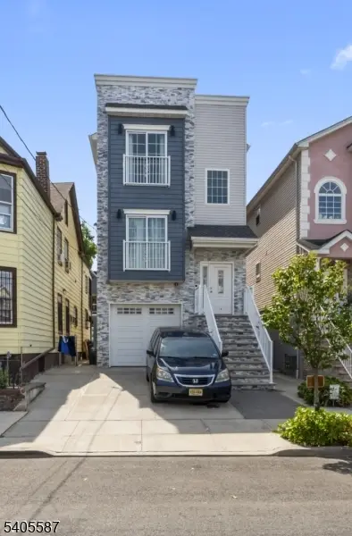 14 Spencer St, Elizabeth, NJ 07202 - Image #1