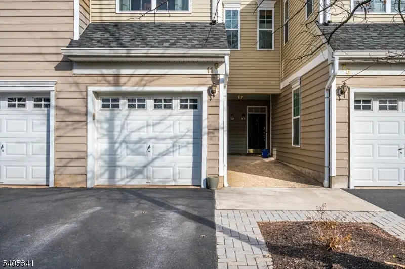 9 Swing Bridge Ln, South Bound Brook, NJ 08880 - Image #3