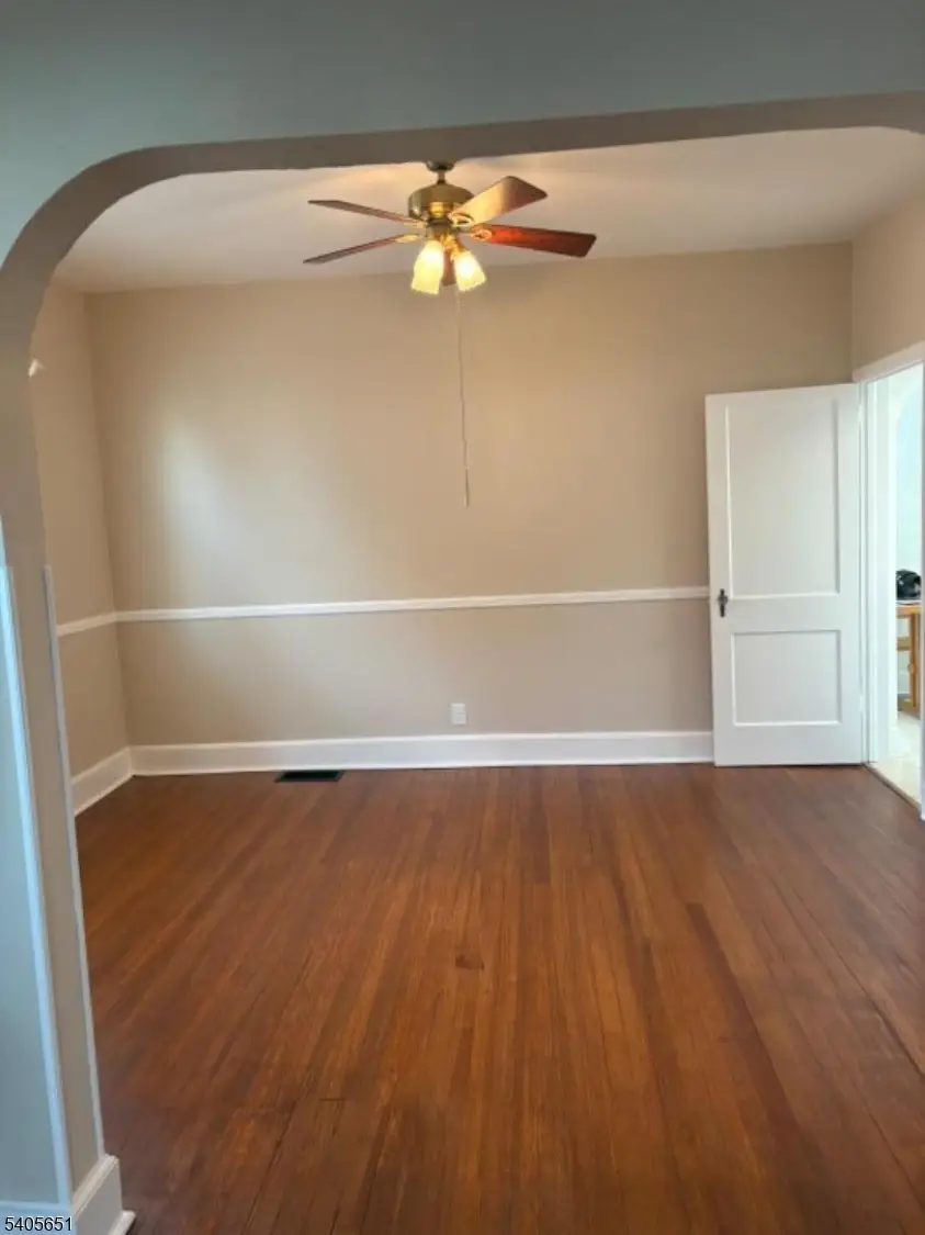 2132 Alberta Ave, Linden, NJ 07036 - Image #2