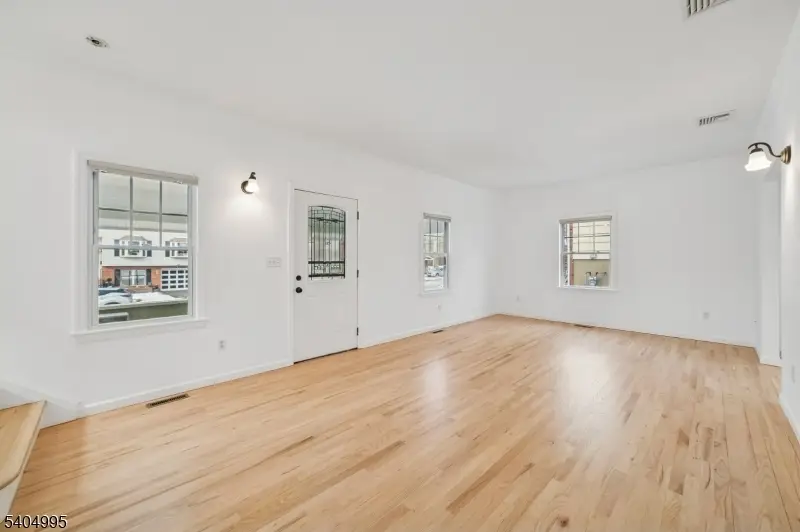 10 Maple Ave, West Orange, NJ 07052 - Image #2