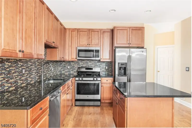 19 Prospect Ci, Wantage, NJ 07461 - #1