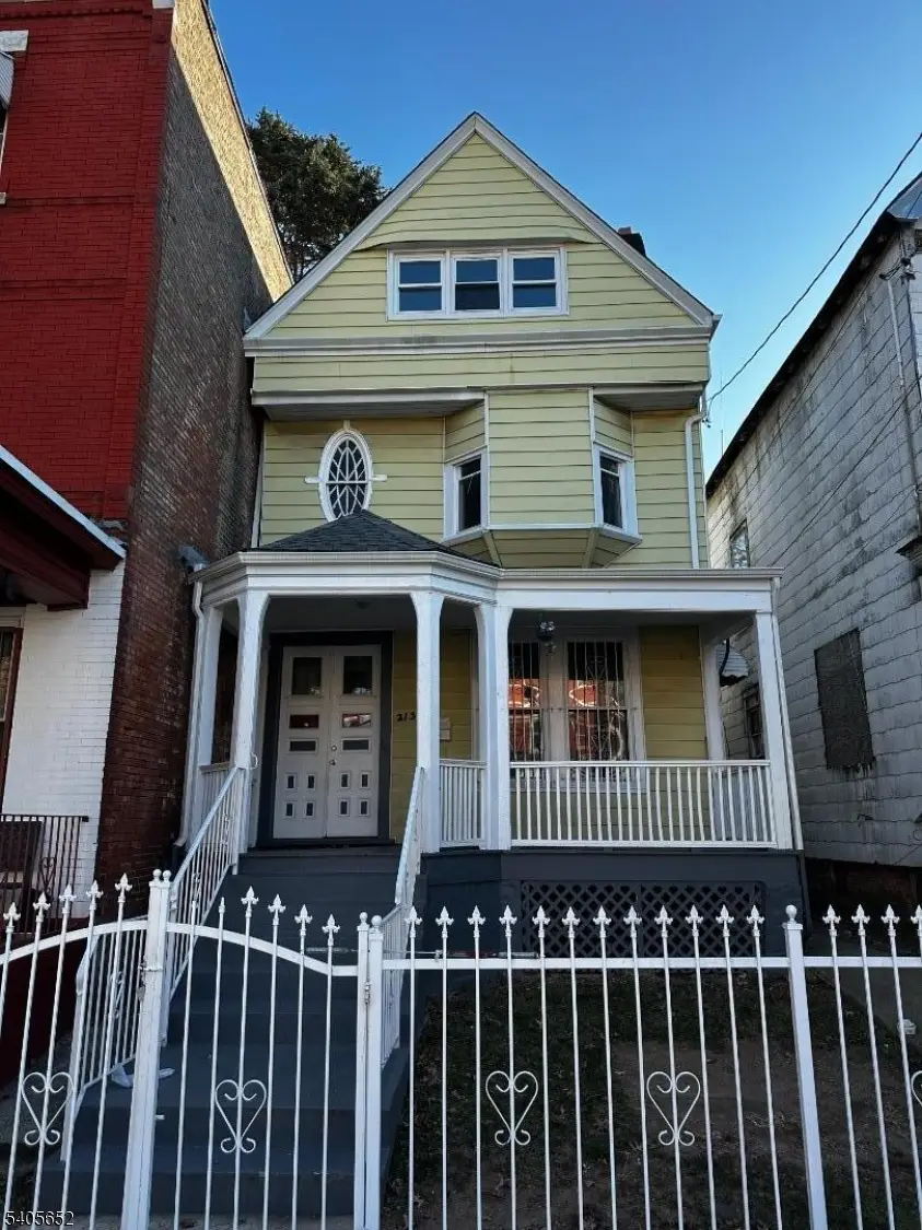 213 N 7th St, Newark, NJ 07107 - #1
