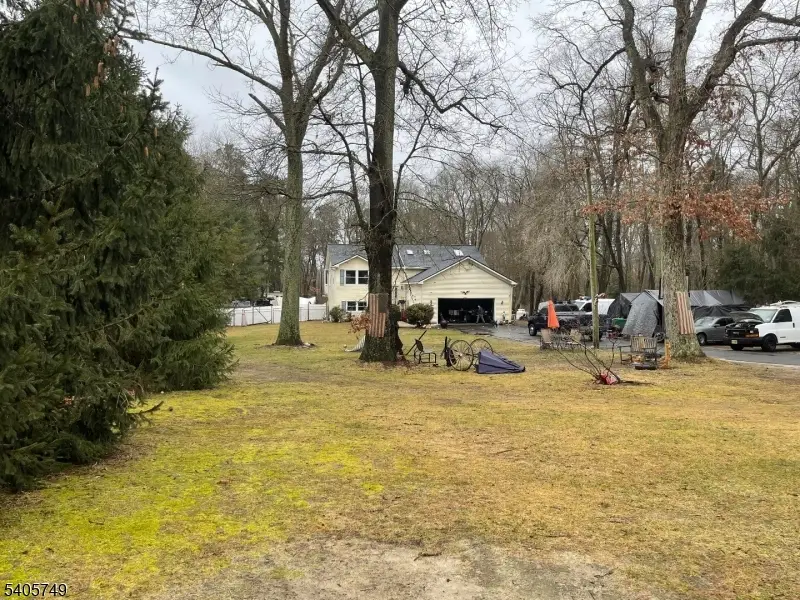 1055 Farmingdale Rd, Jackson Township, NJ 08527 - Image #2