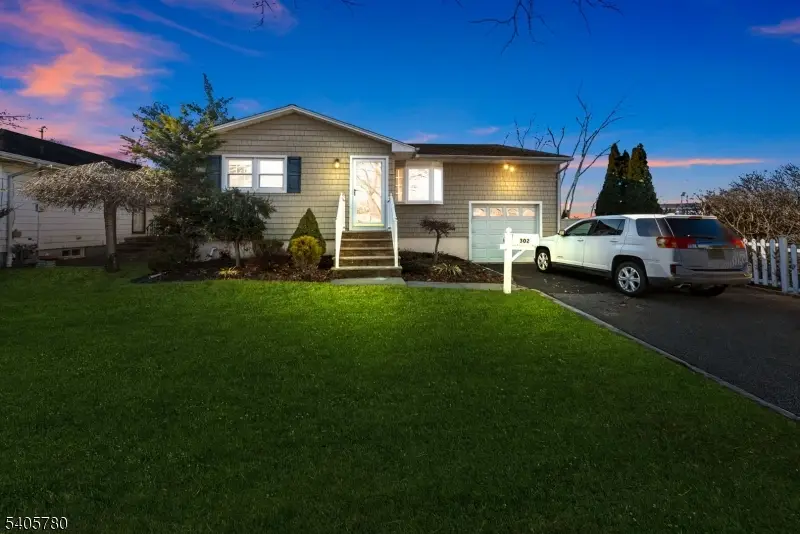 302 New York Ave, Clark, NJ 07066 - Image #1