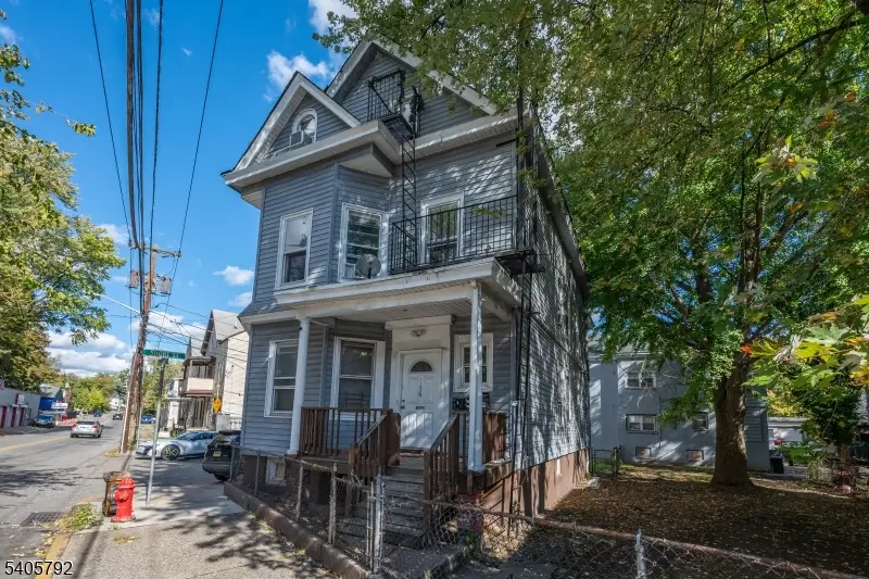 156 E Main St, Paterson, NJ 07522 - #2