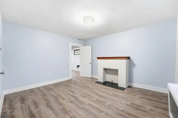 28 Monticello Ave, Newark City, NJ 07106