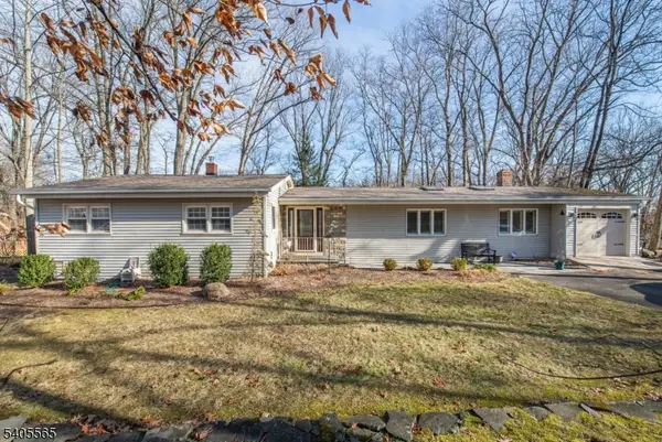 77 Moraine Rd, Parsippany-Troy Hills Twp., NJ 07950