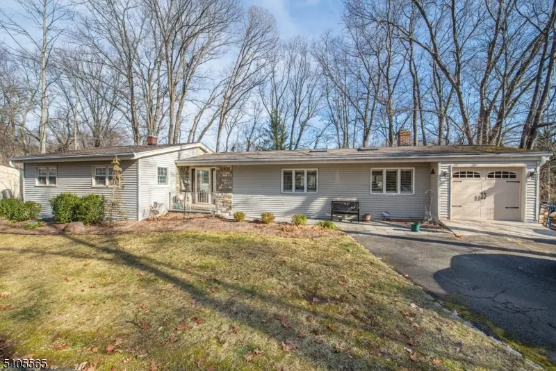 77 Moraine Rd, Parsippany Troy Hills, NJ 07950 - Image #2