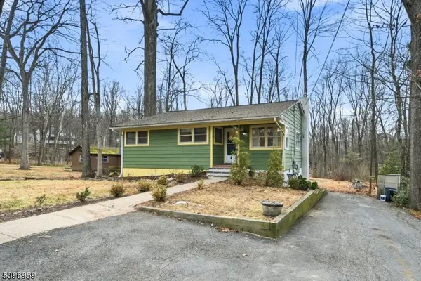 19 Windy Bush Ln, Sparta Twp., NJ 07871