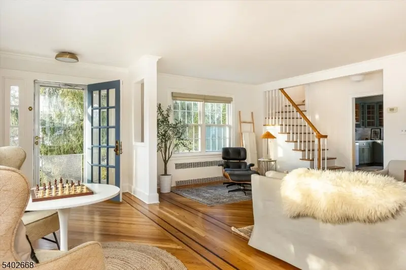 47 Oakland Rd, Maplewood, NJ 07040 - Image #2